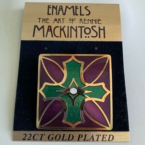 22CT GOLD PLATED Celtic Cross Pin/Brooch